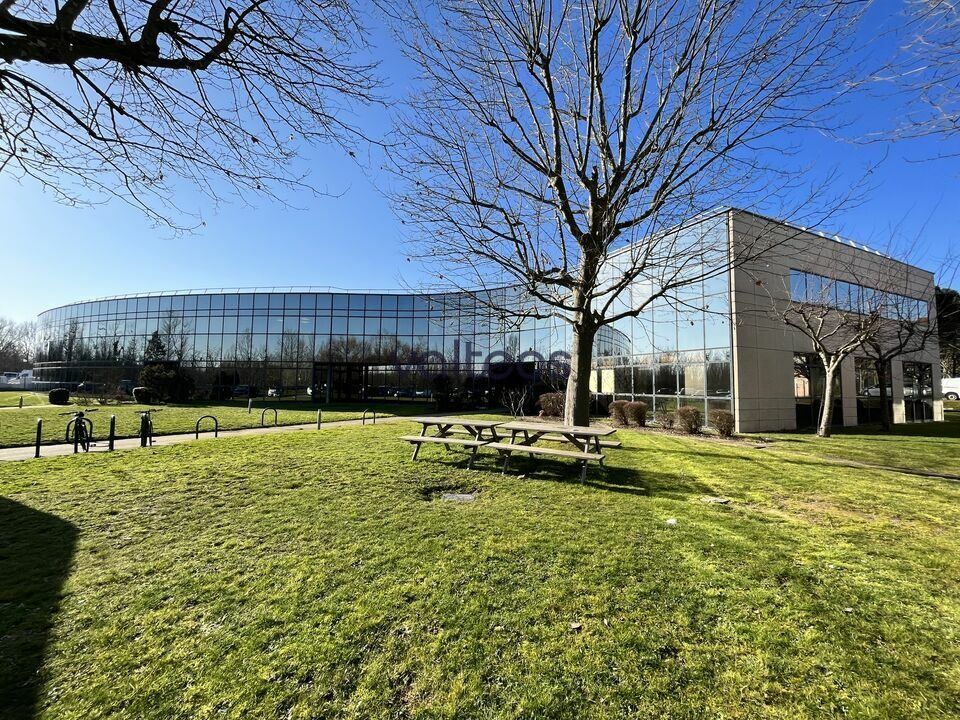 Location bureaux 532 m² divisibles à partir de 248 m²