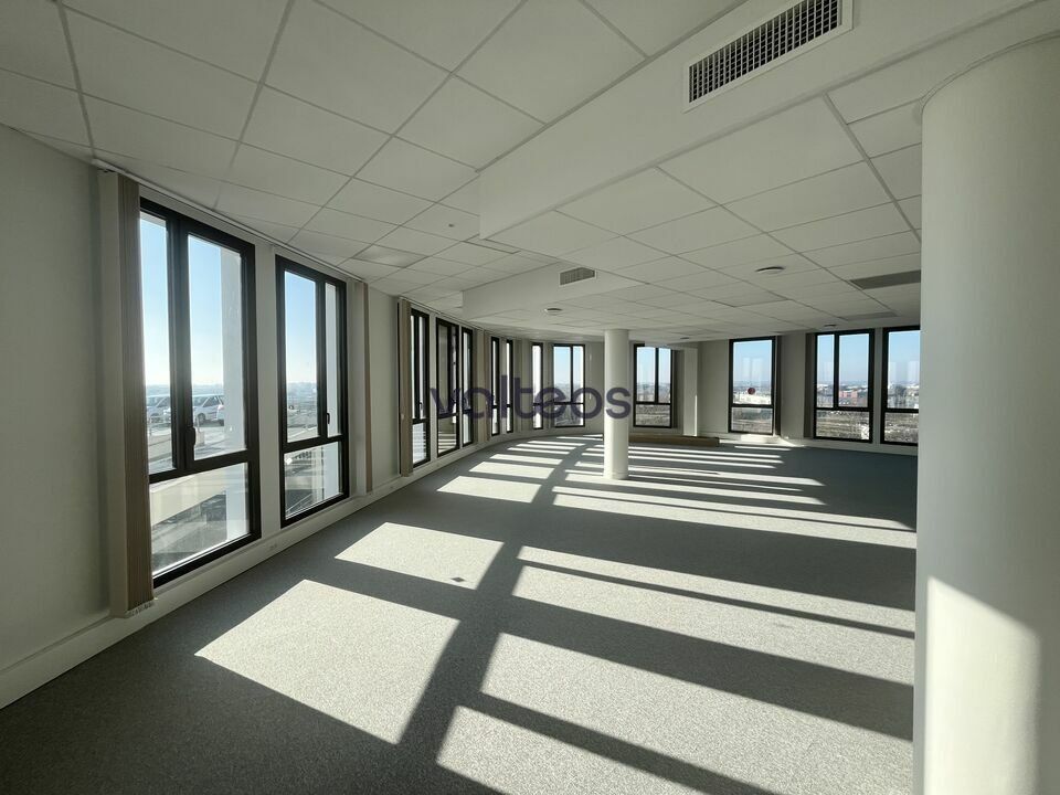 Vente bureaux 2295 m² divisibles à partir de 270 m²