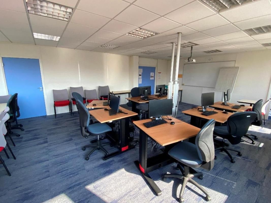 Location bureaux 1132 m² non divisibles