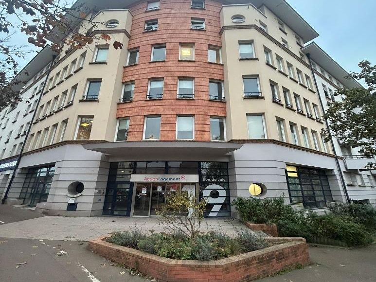 Location bureaux 960 m² non divisibles