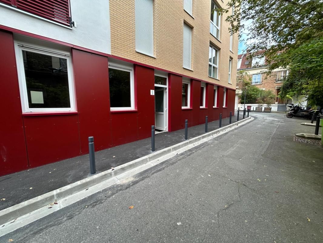 Location local commercial 150 m² non divisibles
