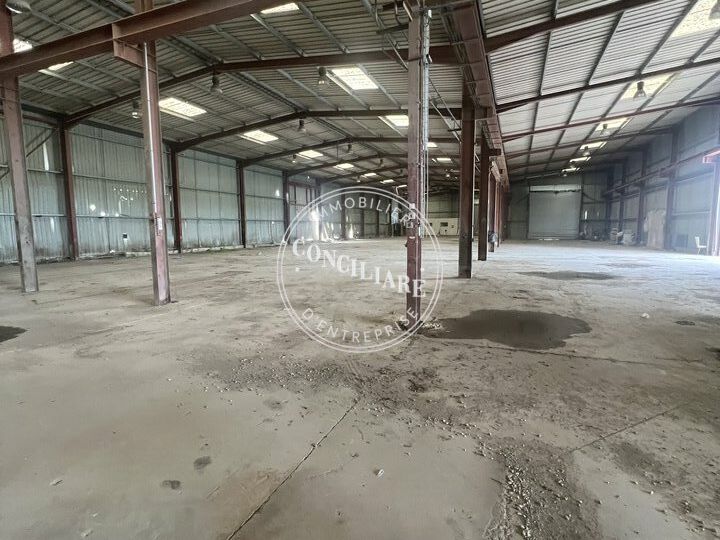 Location entrepot 1842 m² non divisibles