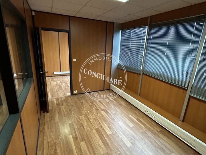 LOCATION BUREAUX 55M2 ST JEAN 