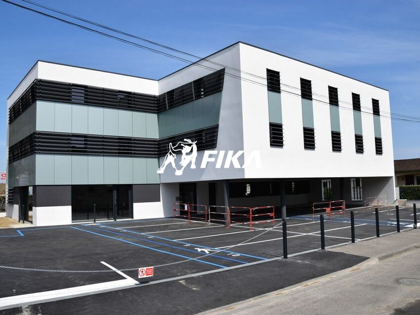 Vente bureaux 388.14 m² divisibles à partir de 83.85 m²