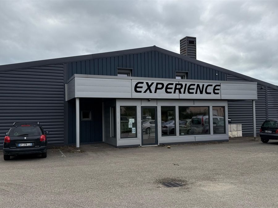 Vente entrepots 1579 m² non divisibles