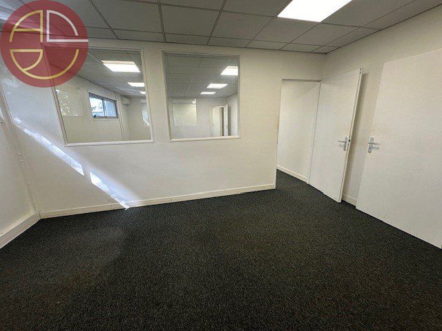 Location bureaux 100 m² à BALMA