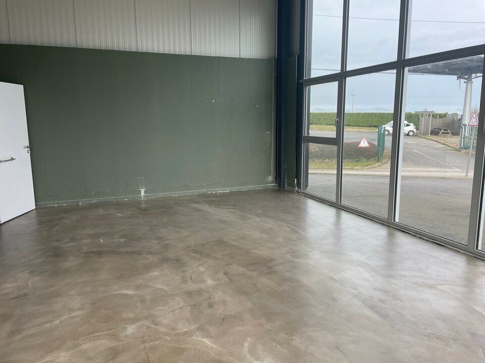 A LOUER -LOCAL COMMERCIAL-MORLAIX 