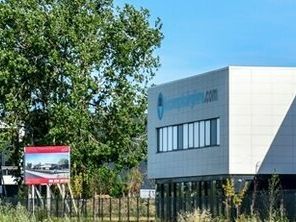 Vente local d''activites 1971 m² non divisibles