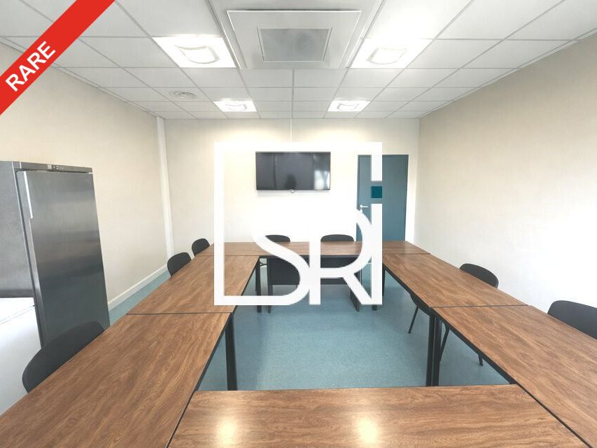 LOCATION BUREAUX MEUBLES DE 10 m2 A 111 m2 - ZAC LA PARDIEU - 63170 AUBIERE 