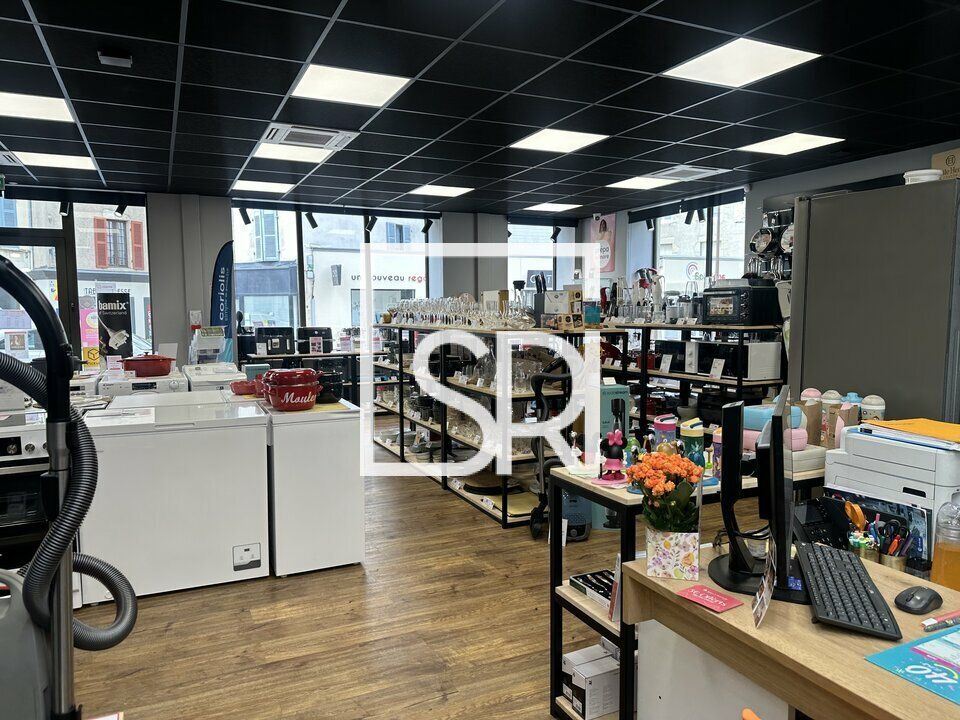 Location local commercial - 90 m²