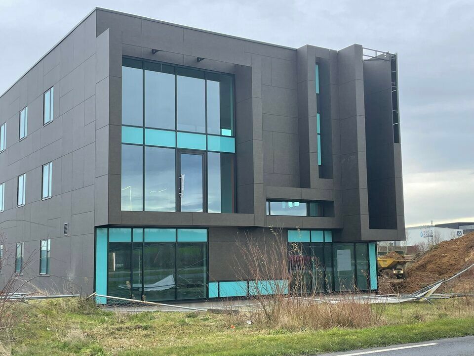 Location bureaux 335 m² non divisibles