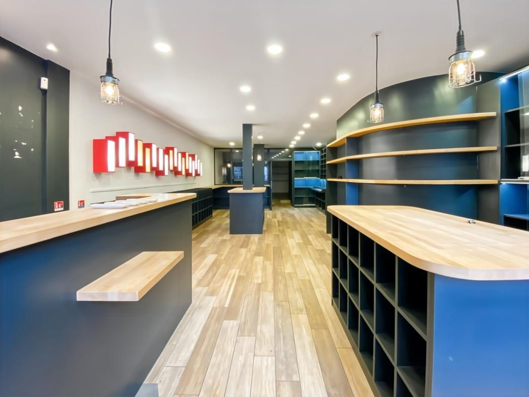 Location local commercial 105 m² non divisibles
