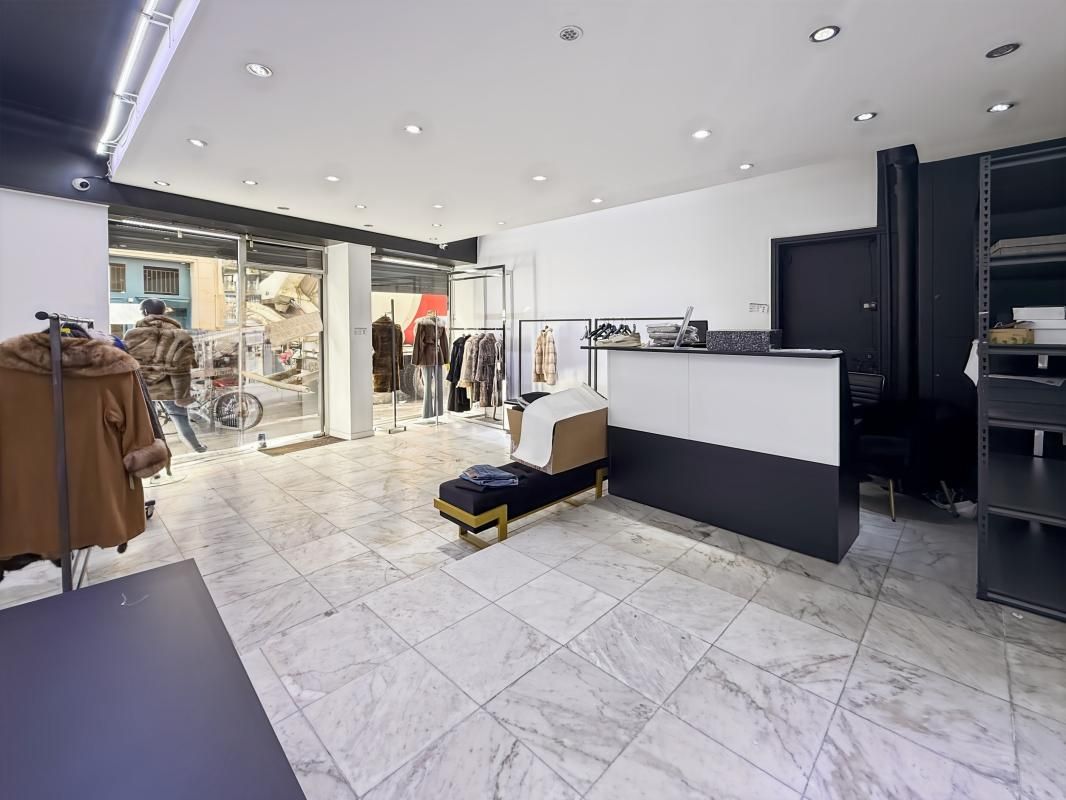 Location local commercial 37 m² non divisibles