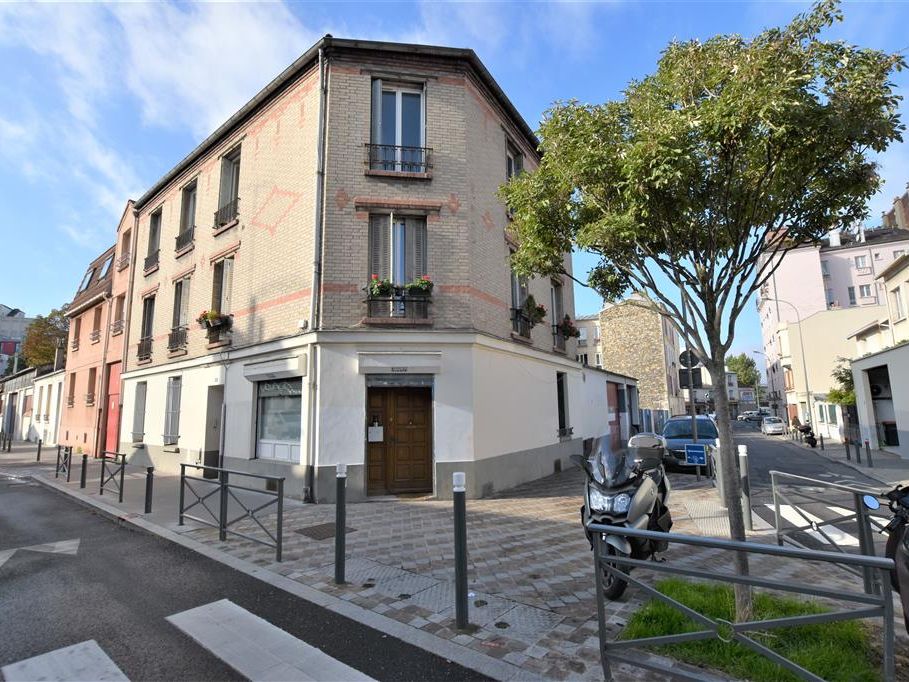 Location local commercial 63 m² non divisibles