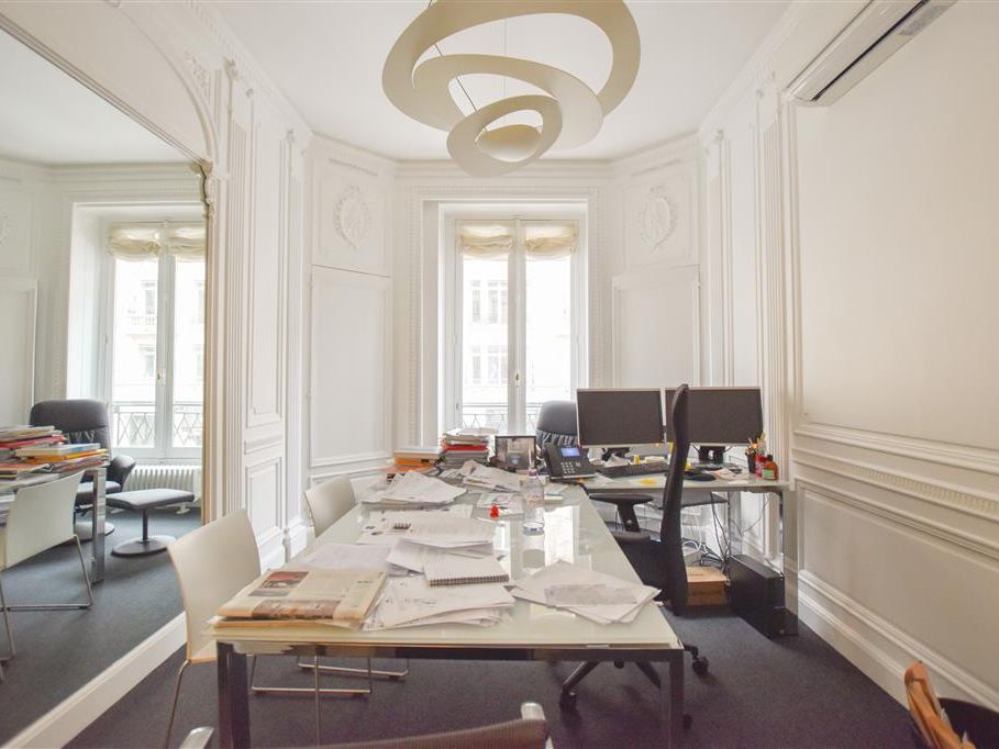 Location bureaux 132 m² non divisibles