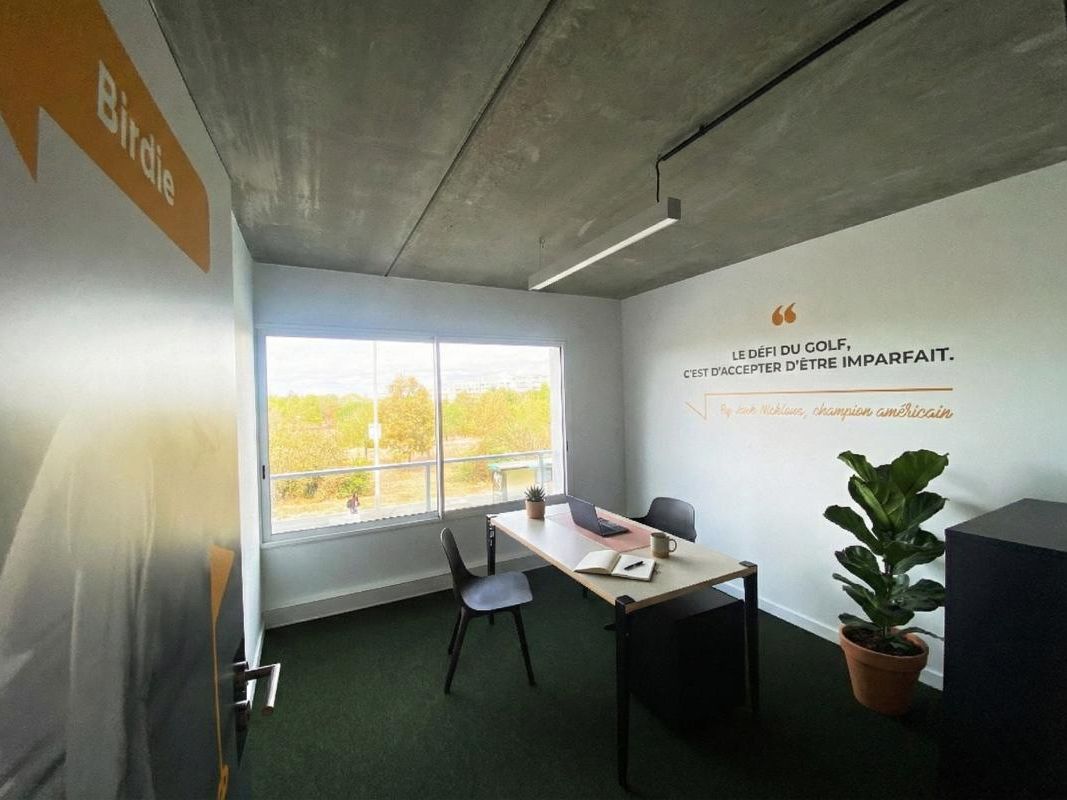 Location bureaux 11 m² non divisibles