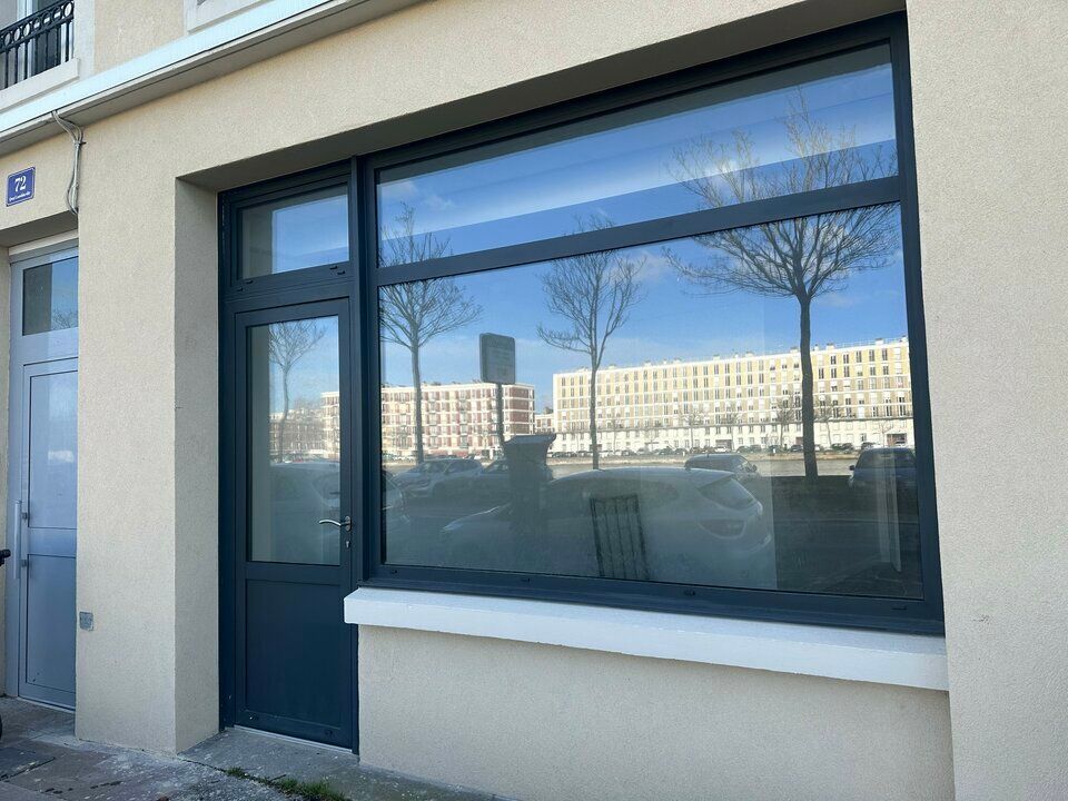 Location local commercial 30 m² non divisibles