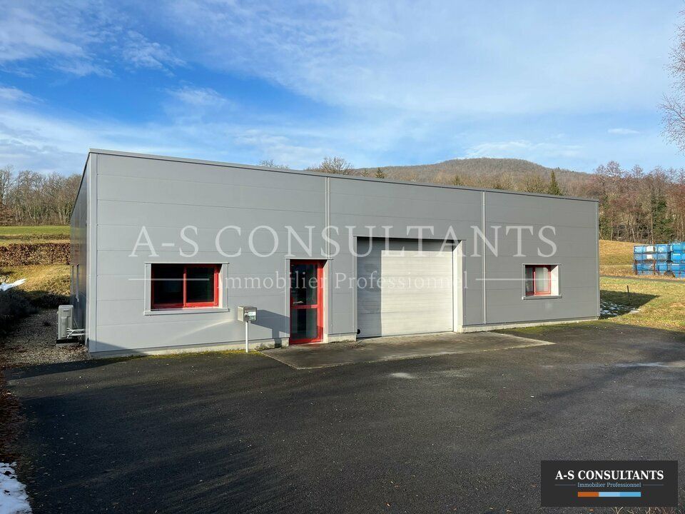 Location entrepot 225 m² non divisibles