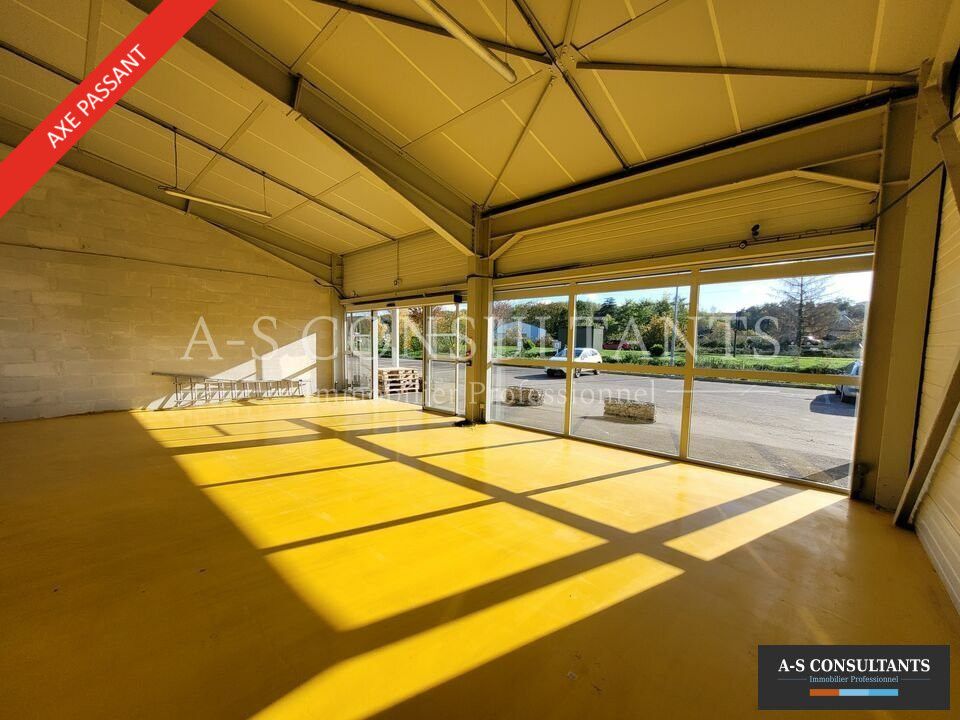 Location local commercial 263 m² non divisibles