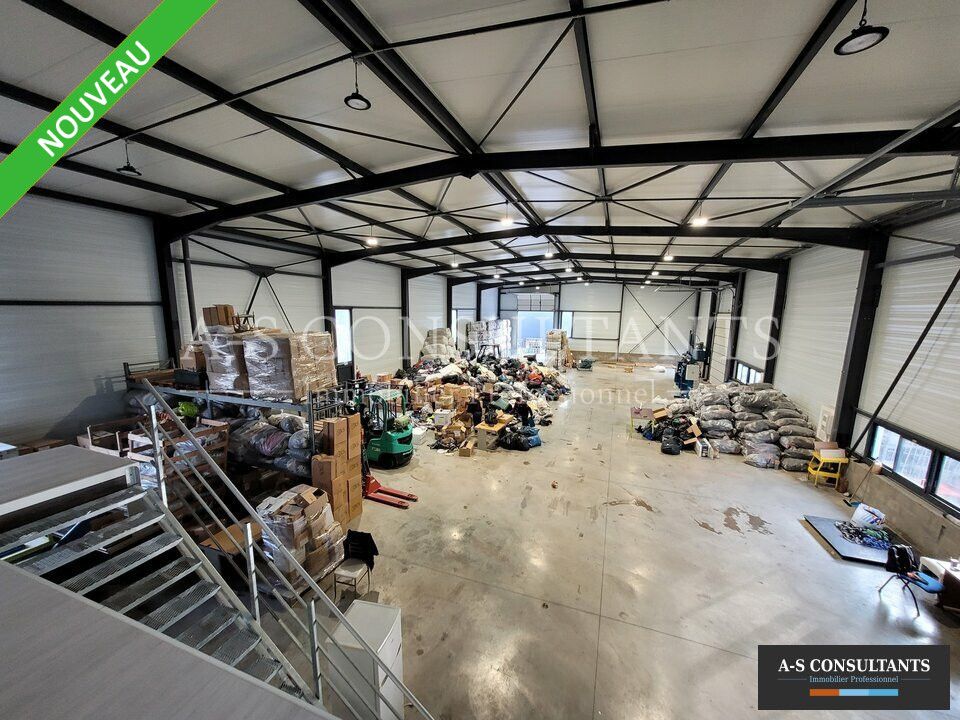 Vente local d''activites 775 m² non divisibles