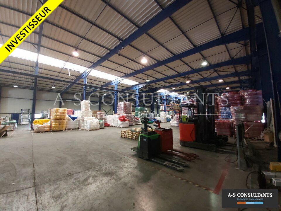 Vente local d''activites 3528 m² non divisibles