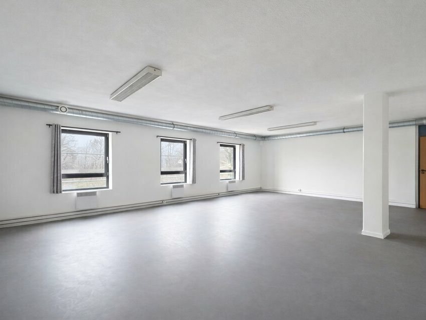 Location bureaux 458.08 m² divisibles à partir de 93.71 m²