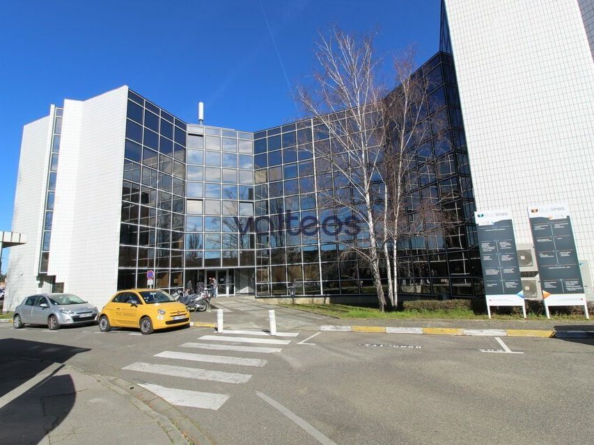 Location bureaux 1243 m² divisibles à partir de 70 m²