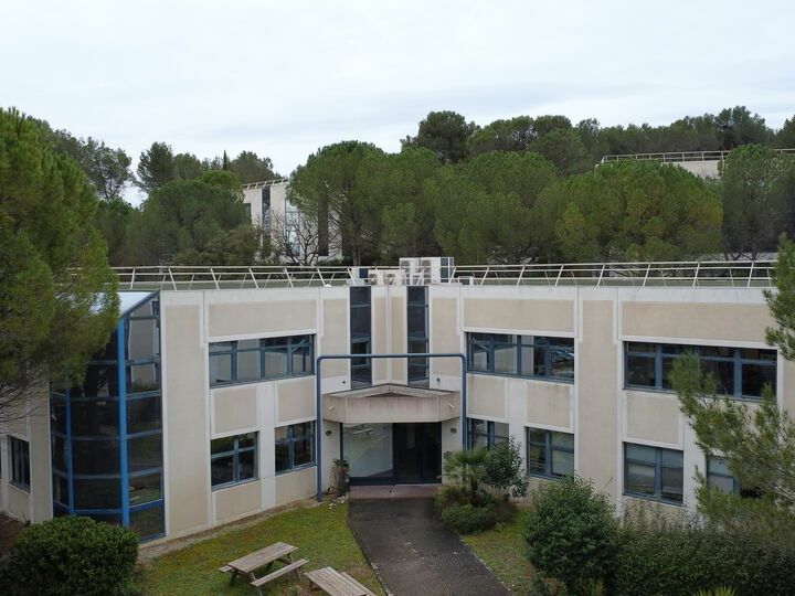 Location bureaux 159 m² non divisibles