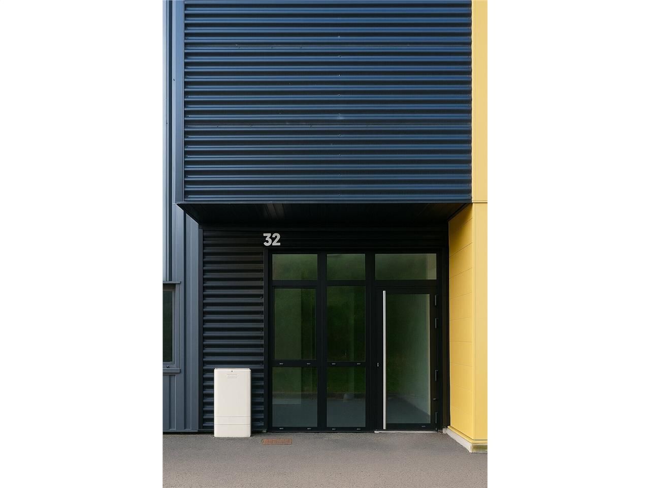 LOCATION – CELLULE D'ACTIVITÉS – 200 m² – LA MÉZIÈRE