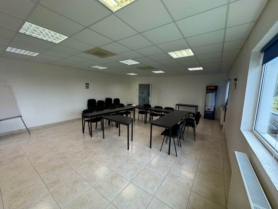 METROPOLE NORD BUREAUX A LOUER 350 M² PARKINGS