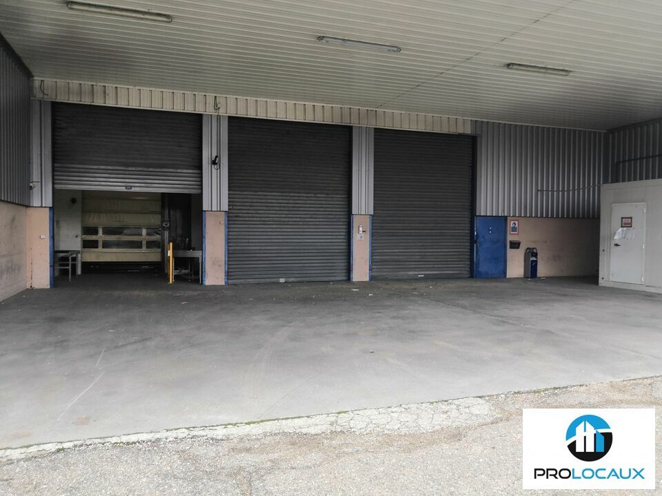 Location local d''activites 725 m² non divisibles