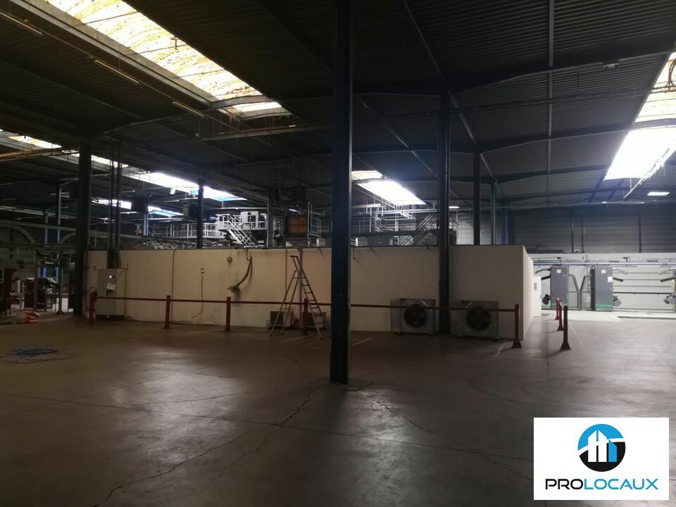Location local d''activites 1443 m² non divisibles