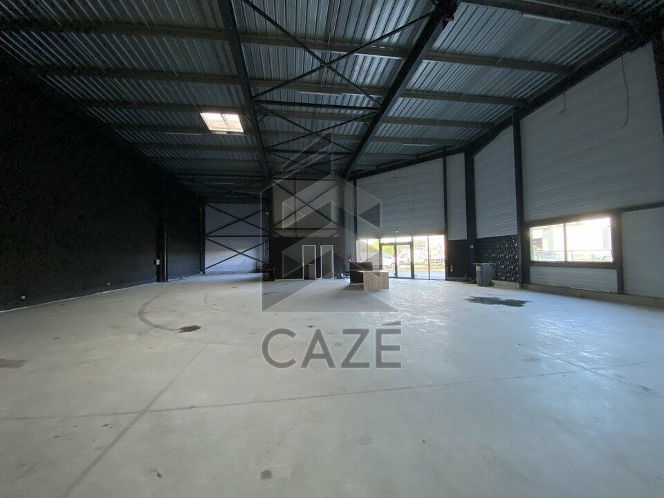 A LOUER SHOWROOM / ACTIVITE