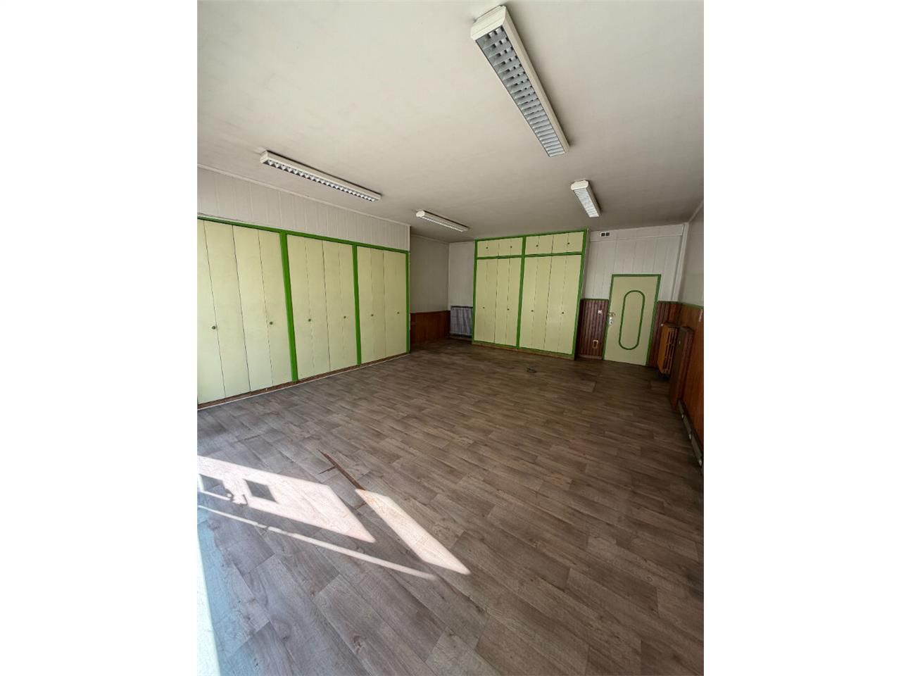 Location local commercial 60.00 m² à LIMOGES
