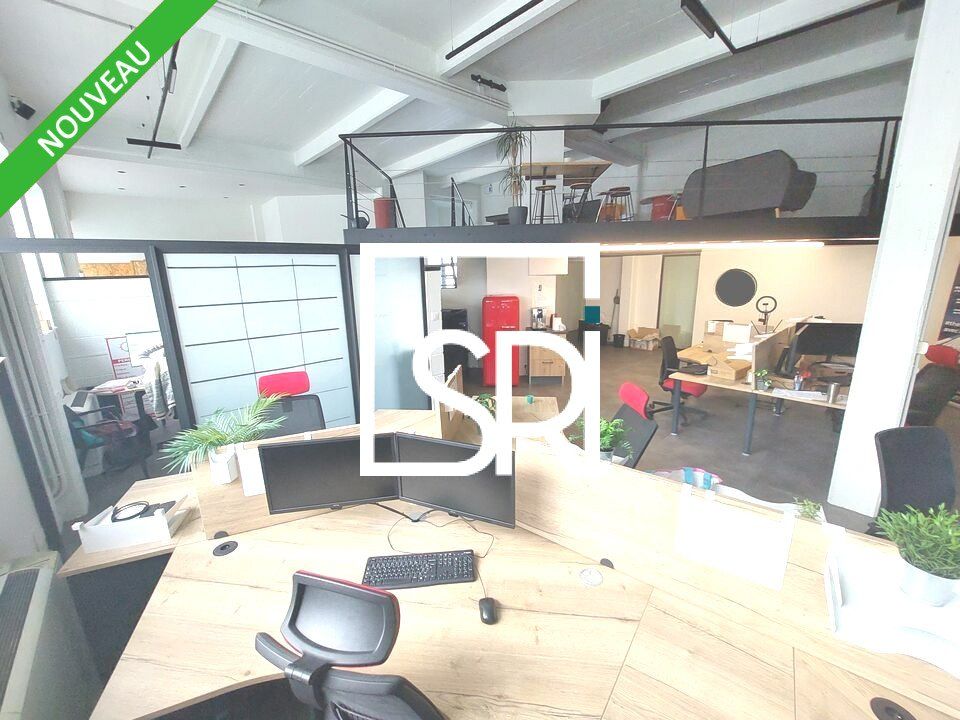 LOCATION BUREAUX 285 M² AVEC MEZZANINE - QUARTIER DES CARMES - 63000 CLERMONT-FERRAND