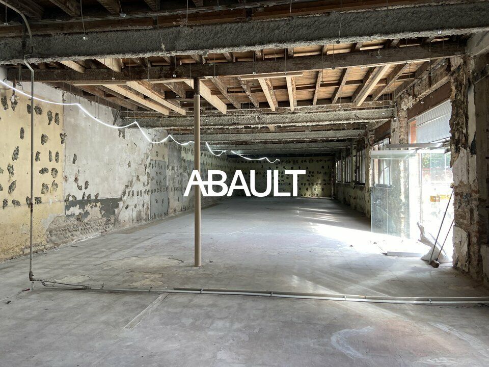 A LOUER PLATEAU DE BUREAUX EN RDC D'ENVIRON 225M² RUE DES SALENQUES