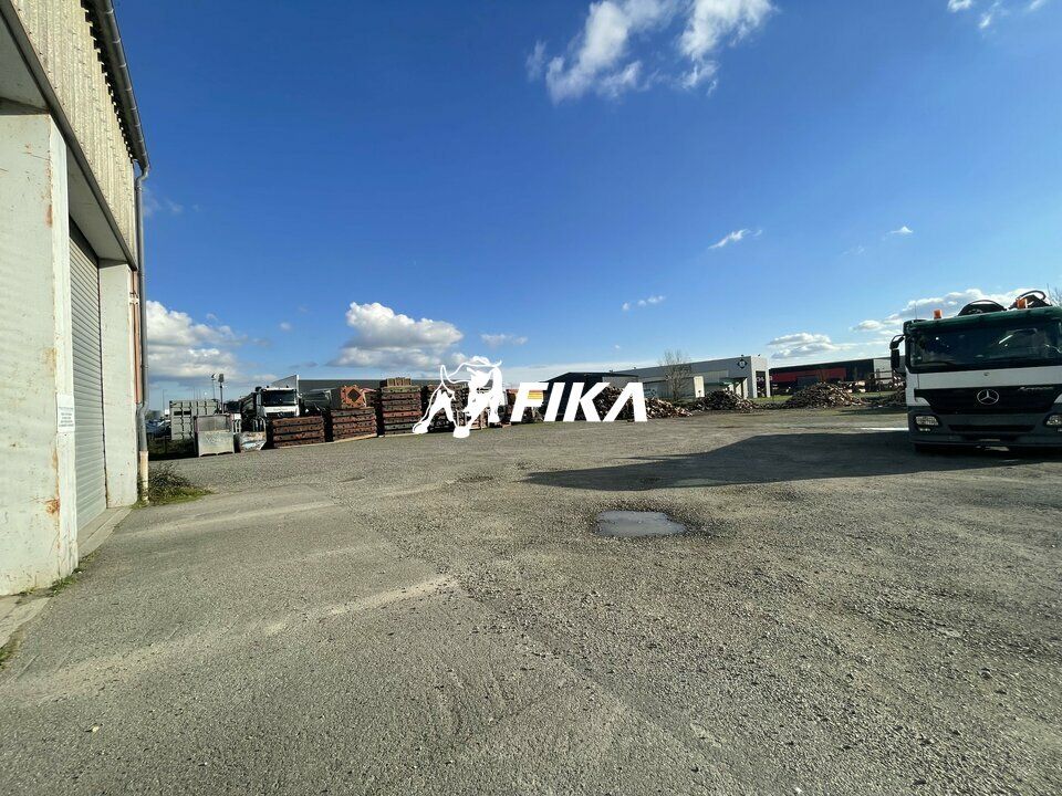 A LOUER LOCAL D'ACTIVITE 675 m² AVEC TERRAIN DE 5 671 m² - (31120) PORTET SUR GARONNE