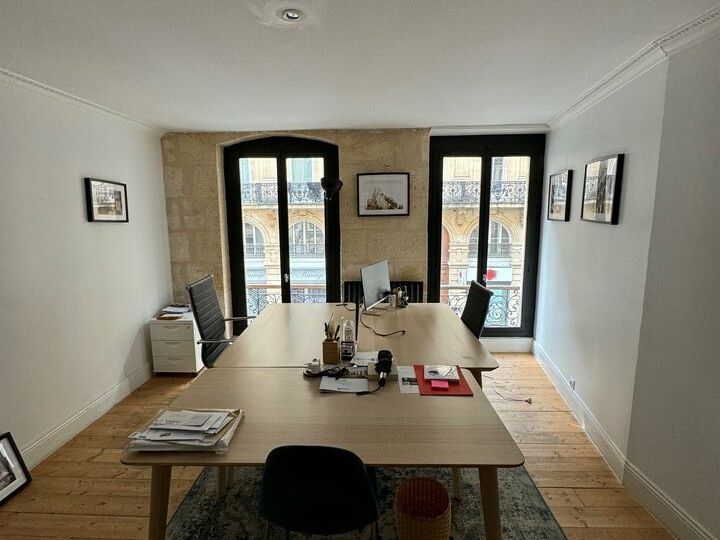 Bureaux rénovés à louer – Cours d'Alsace-Lorraine, Bordeaux-Centre