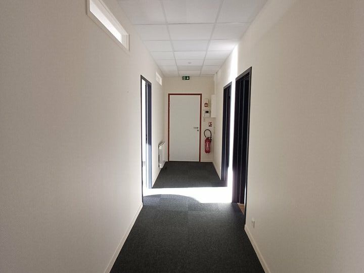 AU NORD-OUEST DE CAEN, au sein d'un bel immeuble en copropriété.