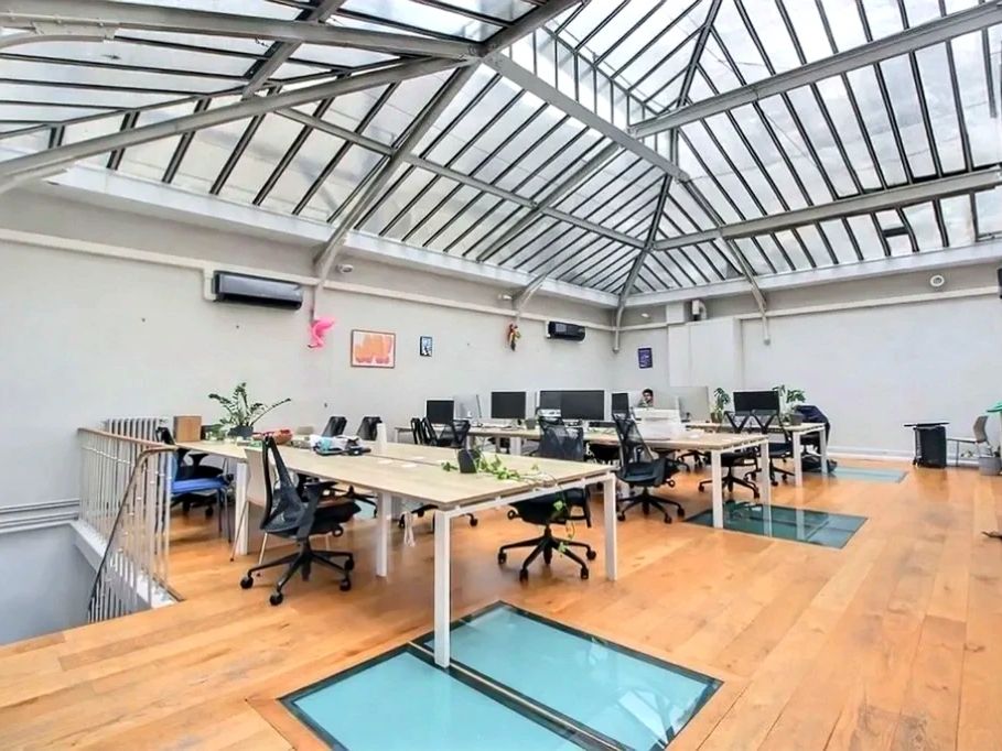 Location bureaux 200 m² non divisibles