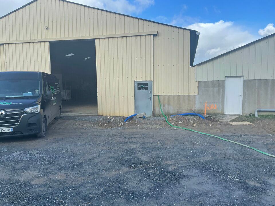 Location entrepot 500 m² non divisibles