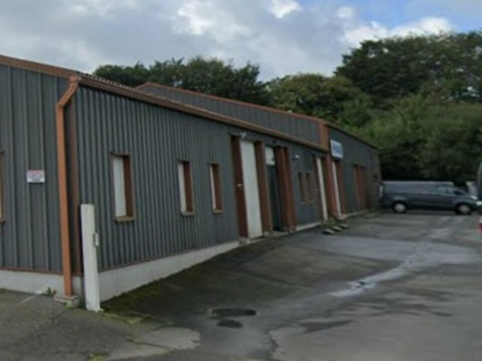 LOCATION - PEN HOAT - LOCAL D'ACTIVITE