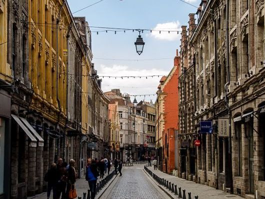 Location local commercial 30 m² à Lille