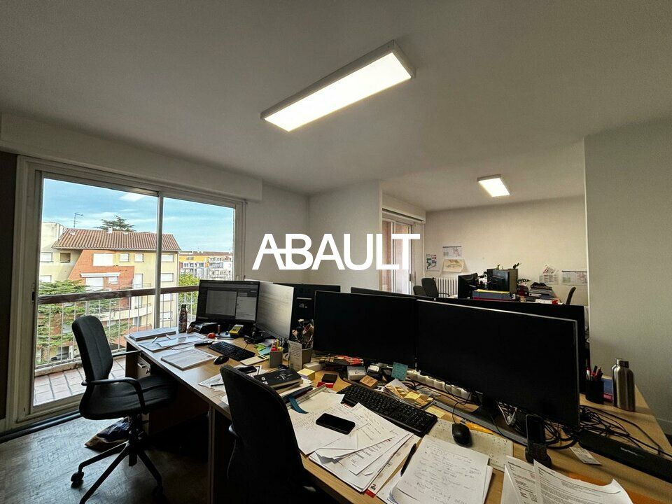 Location bureaux 90 m² non divisibles