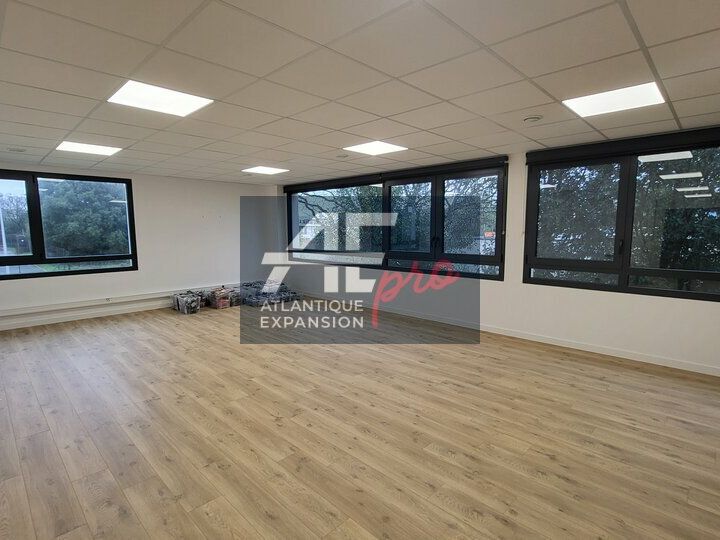 Vente bureaux 116 m² non divisibles