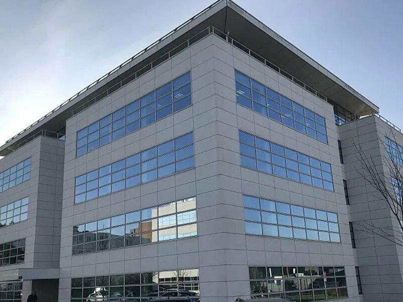 Location bureaux 1990 m² divisibles à partir de 161 m²