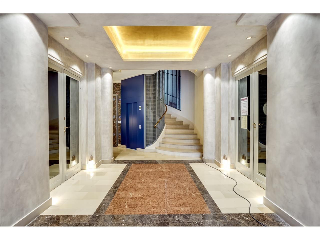 88 m² pour ce bureaux en location à Paris