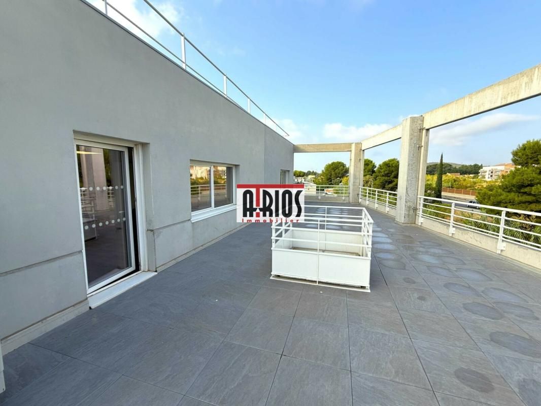 Location bureaux 246 m² non divisibles