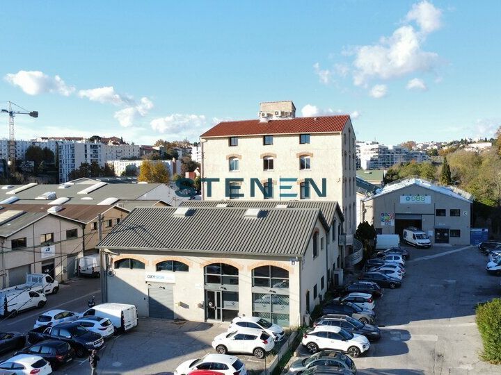 Location bureaux 95 m² non divisibles