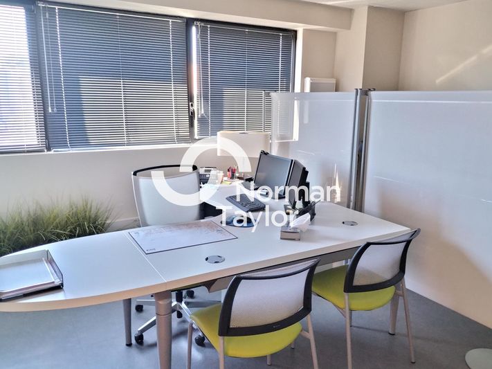 Location bureaux 187 m² divisibles à partir de 85 m²